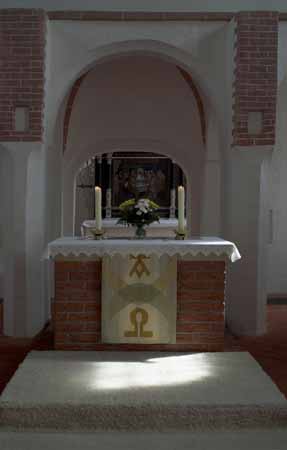 Bild: Neuer Altar
