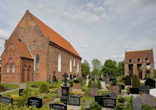 Bild Kirche und Glockenturm